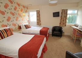Lion Hotel & Studio Apartments 5