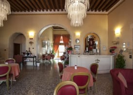 Albergo Antica Corte Marchesini 2