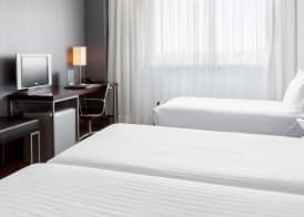 AC Hotel by Marriott Alicante 5