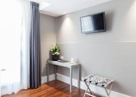 Hotel The Park Derio 5