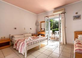 Helena Inn Kefalonia 2