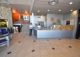 Sea Club Resort 2