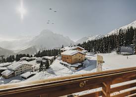 Hotel Goldener Berg 2
