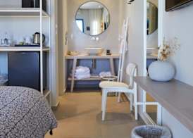 Vigla Hotel 3