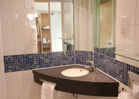 Holiday Inn Express SLOUGH by IHG 3