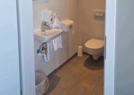 Við Hafið Oceanfront Guesthouse 5