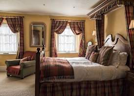 The Howard Arms 5
