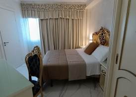 HOTEL PARADISE 5