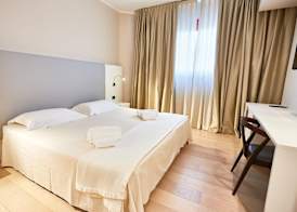 Ferretti MajesticHouse 4