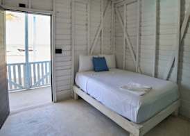 El Faro Beach Front by ÓOL Hotels 4