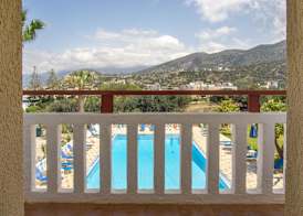 Paloma Garden 5