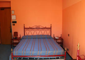 Hotel Italia 4