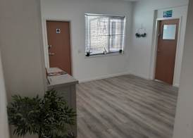 The Broadway Rooms 4