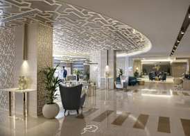 Two Seasons Hotel & Apartments 4