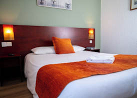 BRIT HOTEL Essentiel Villefranche-sur-Saône (Ex Balladins) ** 2