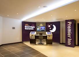 Premier Inn Bath City Centre 2