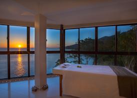 Coco de Mer Hotel and Black Parrot Suites 3