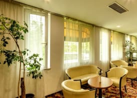 Hotel Forum - Free Parking for cars 4