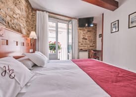 Hotel Entrecercas 5