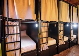 Yes Please! Hostel 4