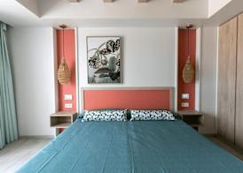 The White Apartments 5