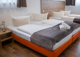 Orange Hotel und Apartments 4