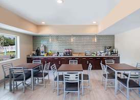 Baymont by Wyndham Baton Rouge 5