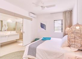 Les Estivales Beachfront Suites & Penthouses with LOV 2