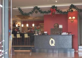 Queens Leriotis Hotel 3