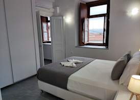 Achilleas Pension 5
