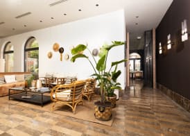 Infinity Hotel & More 4