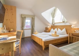 Aparthotel KRONPLATZ Luxury House 4