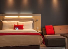 Holiday Inn Express SLOUGH by IHG 5