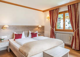 Hotel Erna 4