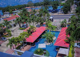 Best Western Plus Paramount Hotel 2