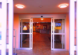Comfort Inn & Suites 2