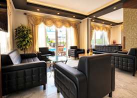 Hawaii Suite Beach Hotel 3