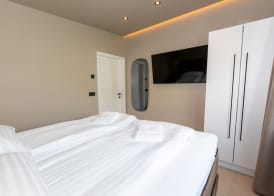North Mountain View Suites 2