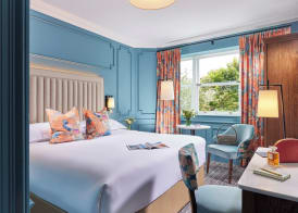 Waterloo Town House & Suites 4