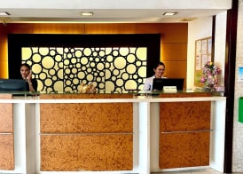Circle Inn Hotel and Suites Bacolod 5
