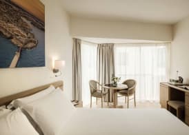 The Diplomat Hotel 5
