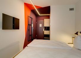 MEININGER Hotel Leipzig Hauptbahnhof 3