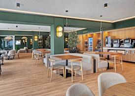 B&B HOTEL Santiago Milladoiro 4