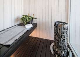 Arctic TreeHouse Hotel 3
