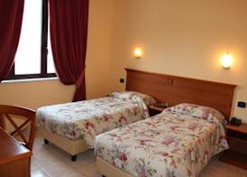 Demy Hotel 4