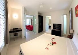 First Landing Beach Resort & Villas 5