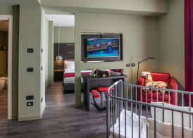 Maranello Palace 2