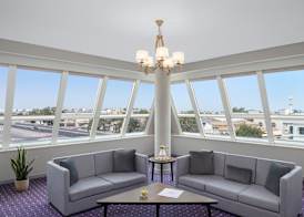 Leva Hotel and Suites, Opposite Downtown 5