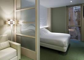 Ako Suite 4