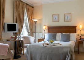Headfort Arms Hotel 3